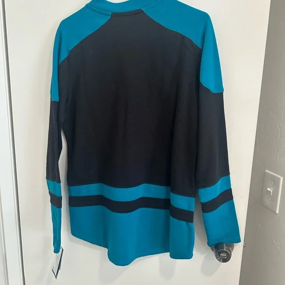 San Jose Sharks Teal and Black Jersey - Picture 4 of 5